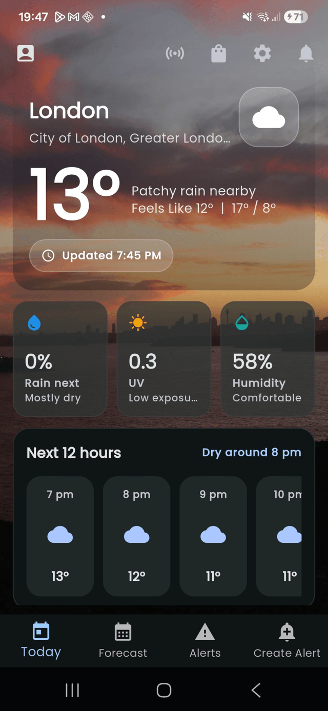 Weather Guardian Android dashboard showing current conditions and upcoming forecast